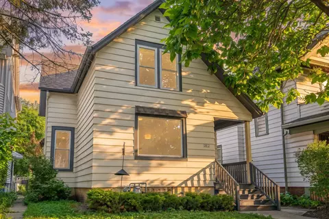 2812 N Pierce, Milwaukee, WI 53212