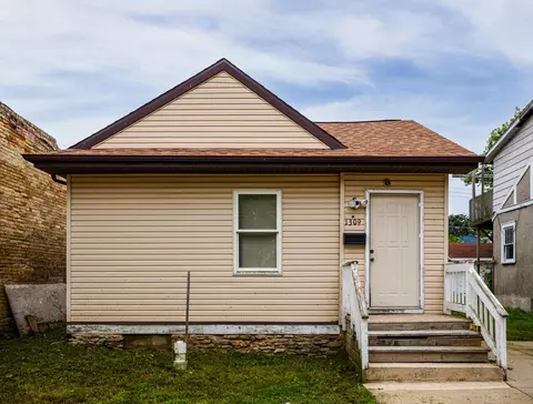 1309 Villa, Racine, WI 53403