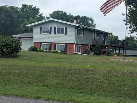 w7570 Mchugh Court East, Holland, WI 54636