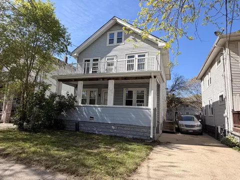 1506 68th, Kenosha, WI 53143