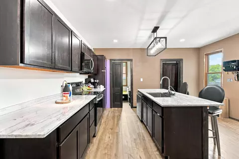 Kitchen - n168w20920 Main, Jackson, WI 53037 photo 3 of 4