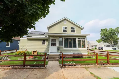 733 Caledonia, La Crosse, WI 54603