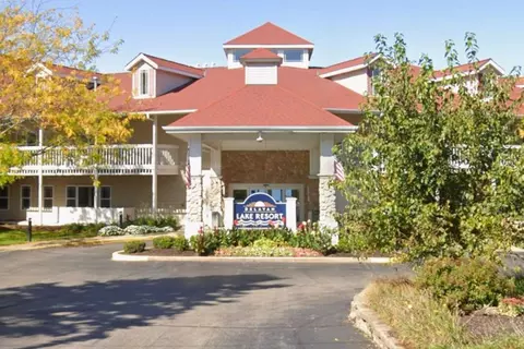 1505 S S Shr #319, Delavan, WI 53115