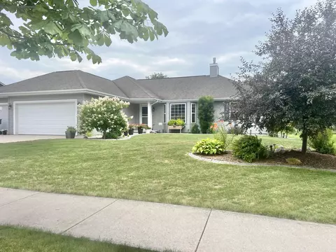 464 Sweetflag, Fond Du Lac, WI 54935