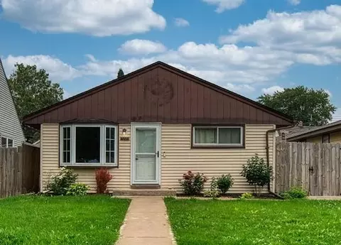 4666 S 50th, Greenfield, WI 53220
