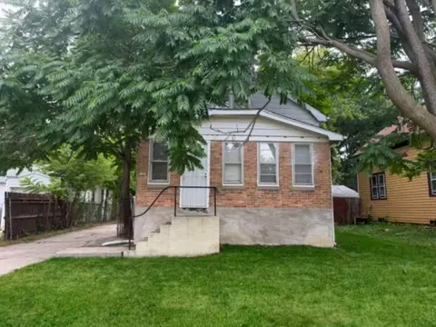 7127 N 43rd, Milwaukee, WI 53209