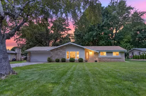 3830 Lakeview, Mount Pleasant, WI 53403