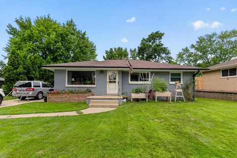 4436 W Dunwood, Brown Deer, WI 53223