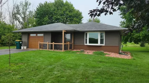 7735 County Rd M, Farmington, WI 53021