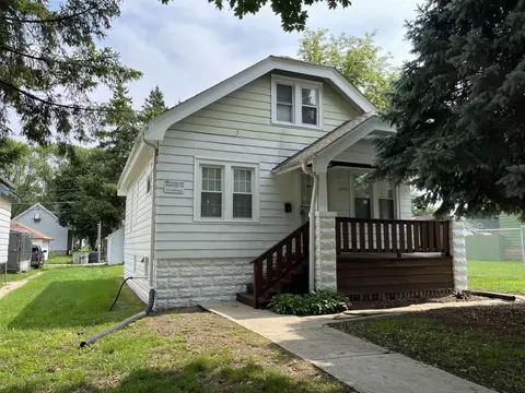 4556 N 29th, Milwaukee, WI 53209