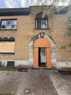 2517 W Capitol, Milwaukee, WI 53206