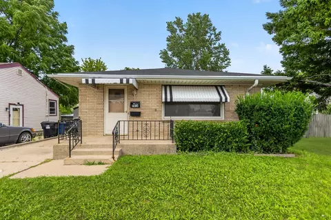 2812 Durand, Racine, WI 53403