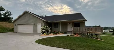 w3875 Harvey Lane, Farmington, WI 54644