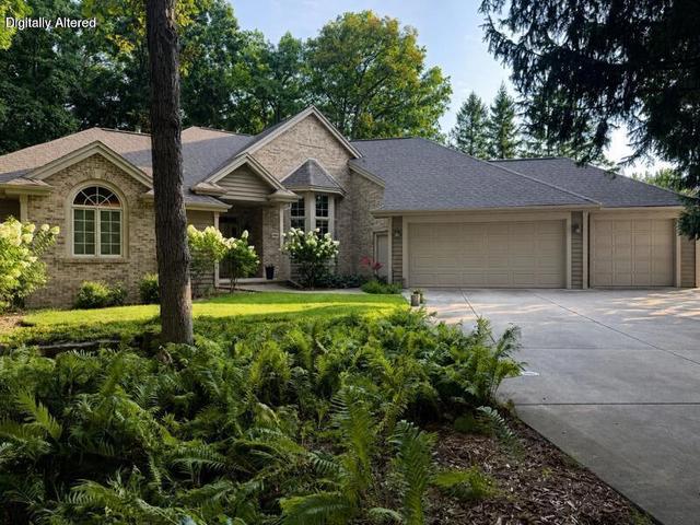 404 Ledgewood, Fond Du Lac, WI 54937