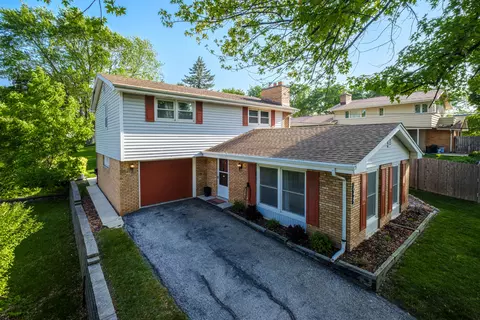 10445 W Concordia, Wauwatosa, WI 53222