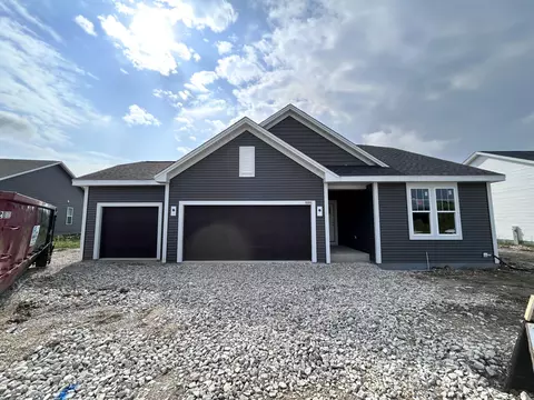 9589 S Sophia, Franklin, WI 53132