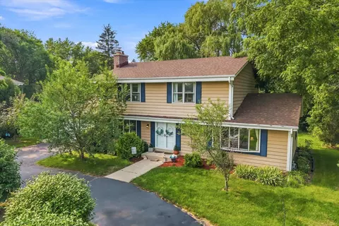 11145 N Riverland, Mequon, WI 53092