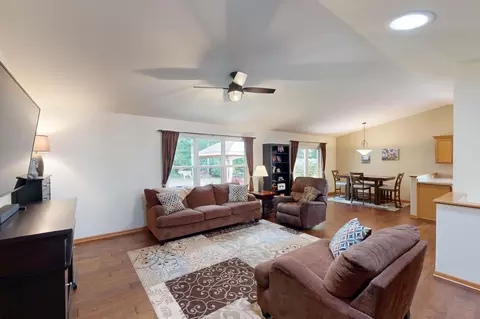 204 Woodland Preserve, Johnson Creek, WI 53094