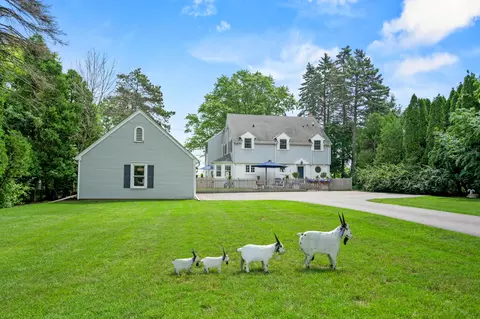 12504 N Lake Shr, Mequon, WI 53092