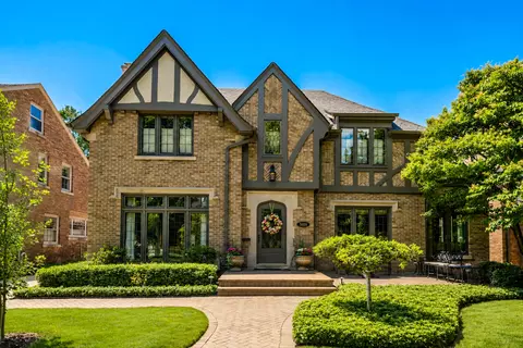 5859 N Maitland, Whitefish Bay, WI 53217