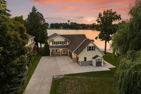 95 E Shr, Random Lake, WI 53075
