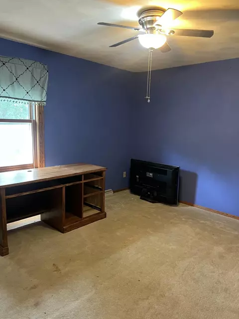 Bedroom - 3601 S Barker, Appleton, WI 54915 photo 3 of 5