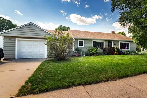 2104 22nd St, La Crosse, WI 54601