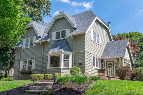 6116 Washington, Wauwatosa, WI 53213