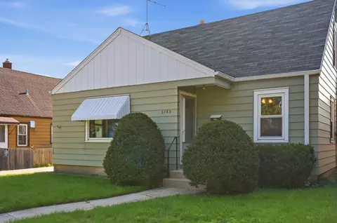 3763 S 20th, Milwaukee, WI 53221