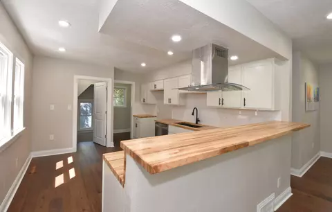 5527 N 34th, Milwaukee, WI 53209