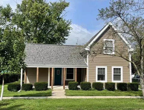 203 Walworth, Sharon, WI 53585
