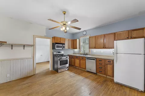 Kitchen - 1016 E Vine, Appleton, WI 54911 photo 3 of 3