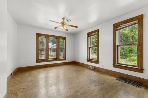 Living - 1016 E Vine, Appleton, WI 54911 photo 3 of 7