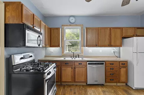 Kitchen - 1016 E Vine, Appleton, WI 54911 photo 1 of 3