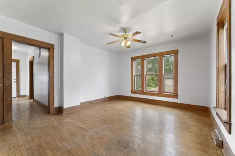 Living - 1016 E Vine, Appleton, WI 54911 photo 2 of 7