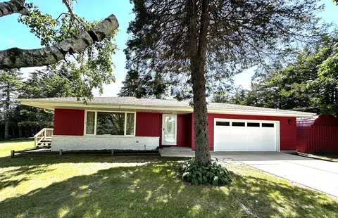 6925 Sunset, Sheboygan, WI 53044