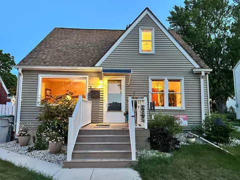 147 W Tripoli, Milwaukee, WI 53207