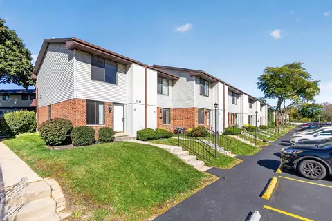 1429 Oakes #12, Mount Pleasant, WI 53406