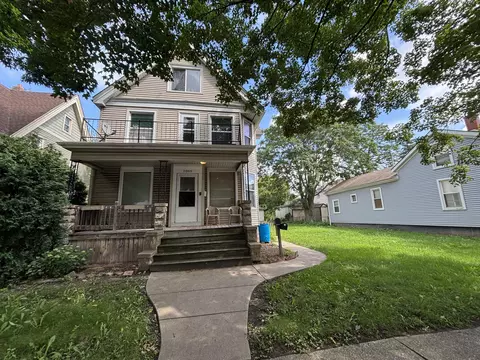 1060 N 47th, Milwaukee, WI 53208