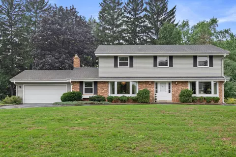 1825 Jean Marie, Brookfield, WI 53005