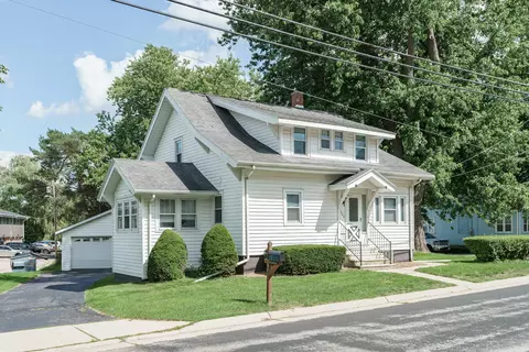 305 S Concord, Watertown, WI 53094