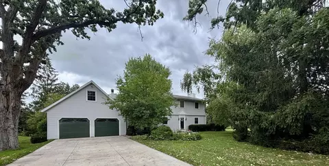 w8638 Shady Oak Lane, Beaver Dam, WI 53916