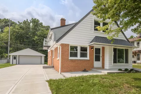 3708 9th, South Milwaukee, WI 53172