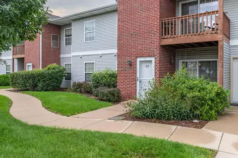 210 E Remer, Elkhorn, WI 53121