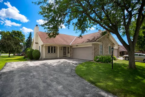 5360 S Cambridge, Greenfield, WI 53221
