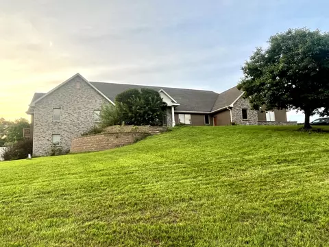n779 Twin Knolls Drive, Koshkonong, WI 53538