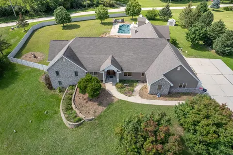 n779 Twin Knolls Drive, Koshkonong, WI 53538