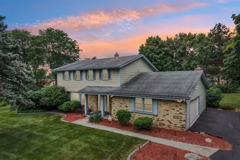 4185 Beaufort, Brookfield, WI 53045