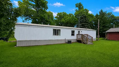 W1718 Fur, Montello, WI 53946