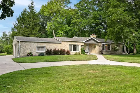 3415 Fiebrantz, Brookfield, WI 53005